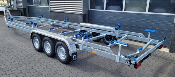 Boat trailer 10m 3x1800kg - Image 2