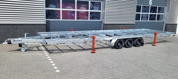 Detachable Trailer 840 3×1800 kg