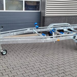 Boat trailer 6.3m 2x1350kg