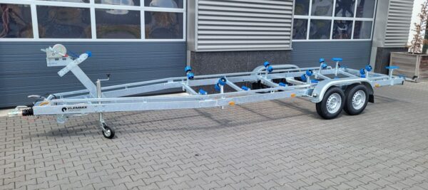 Boat trailer 7.8m 2x1500kg