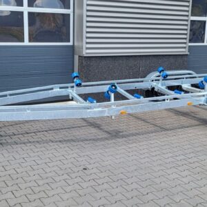 Boat trailer 7.8m 2x1800kg