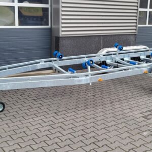 Boat trailer 7.8m 3x1500kg