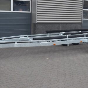 Τρέιλερ με δοκάρια 7μ 2x1500κιλά
