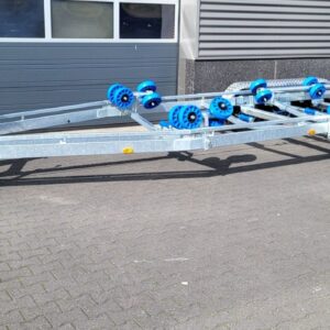 Flex-roll Trailer 8.4m 3x1500kg