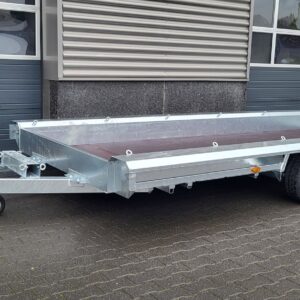 Machine transporter 3000kg – 4.8m x 1.8m