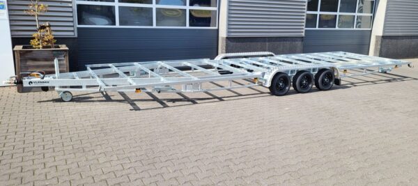 Tiny house 840 trailer 3x1800kg