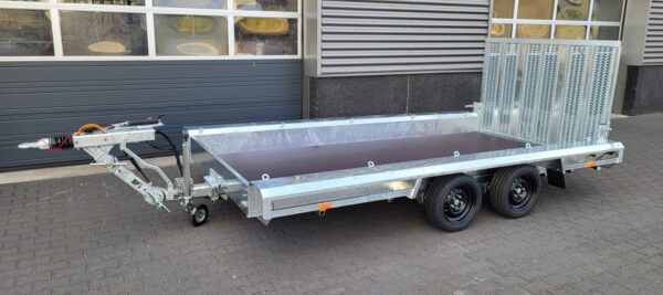 Gooseneck machine transporter 3500kg – 4m x 1.8m