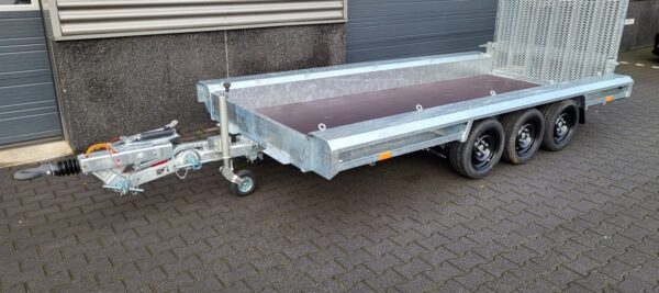 Gooseneck machine transporter 3×1500 kg – 4m x 1.5m - Image 2