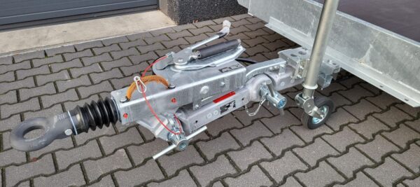 Gooseneck machine transporter 3×1800 kg – 4m x 1.5m - Image 8